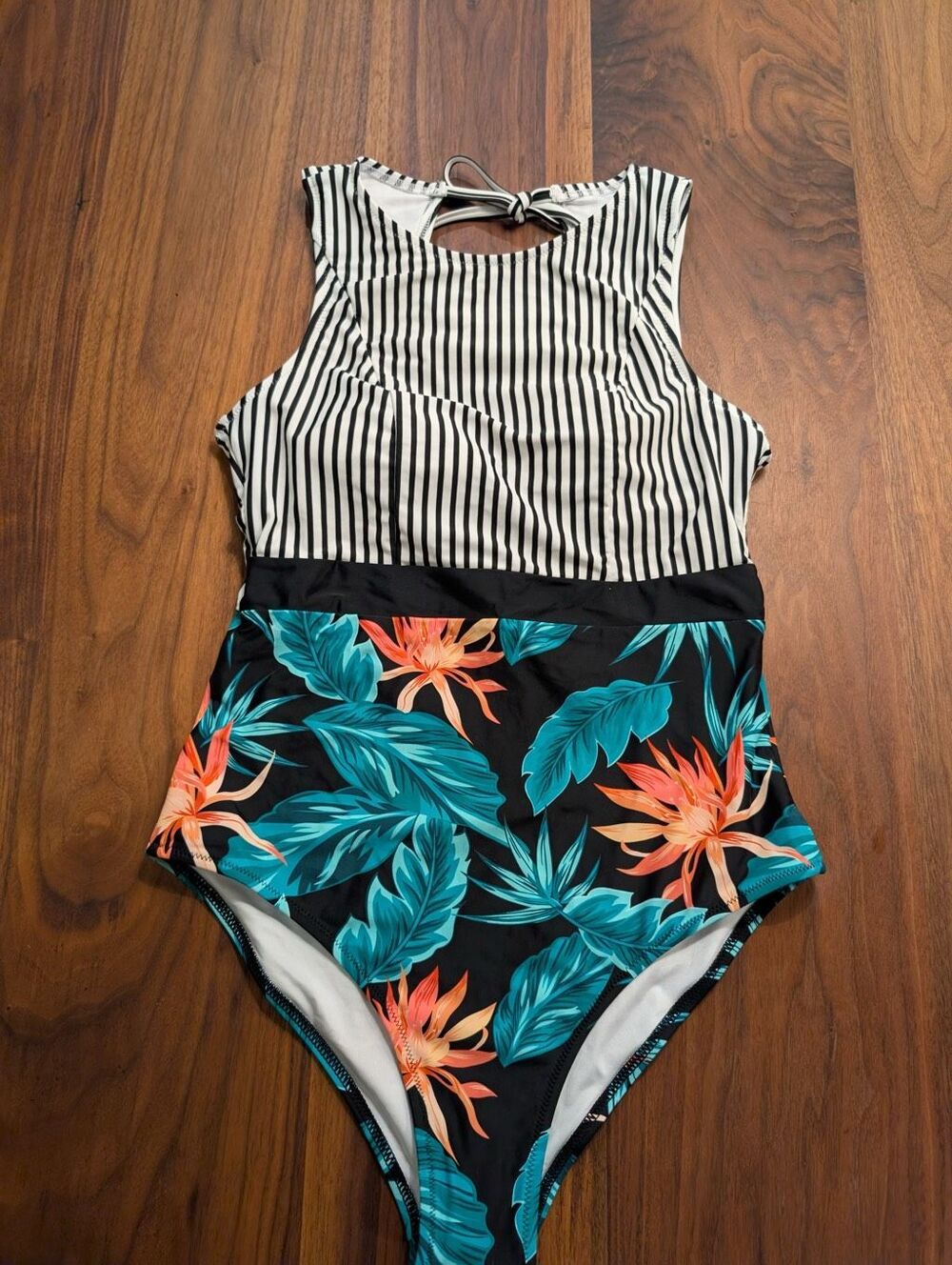 Women's Multicolor Stripe Floral Open Tie Back One-Piece Swimsuit Medium NWOT